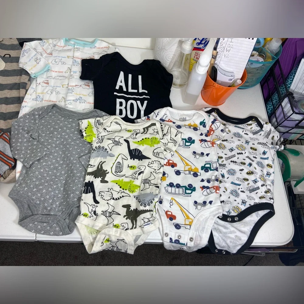 NWOT EUC BUNDLE Gerber Carter’s baby boy’s‎ jumper onesie pants 3-6 months set
